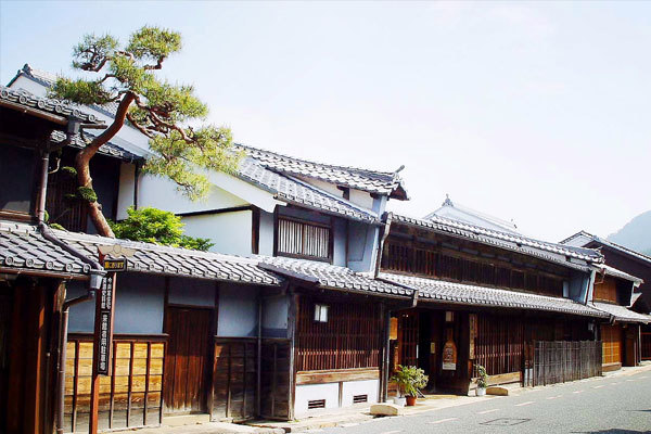 美濃市観光情報 旧今井家住宅・美濃史料館 (市指定文化財)